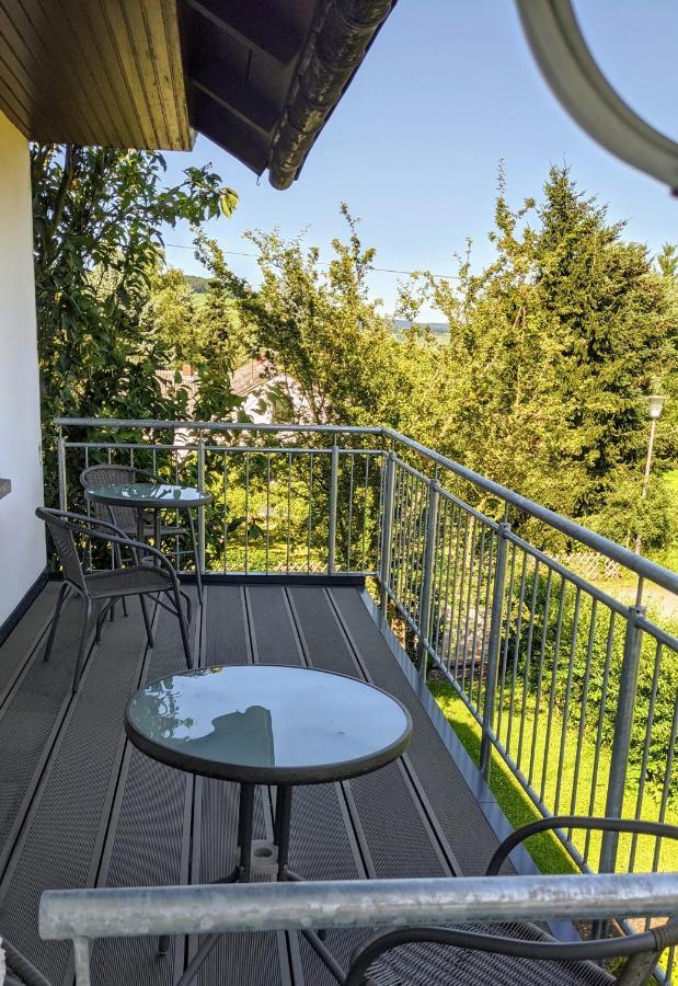 Weingut Harald Ludwig Apartamento Osann-Monzel Exterior foto