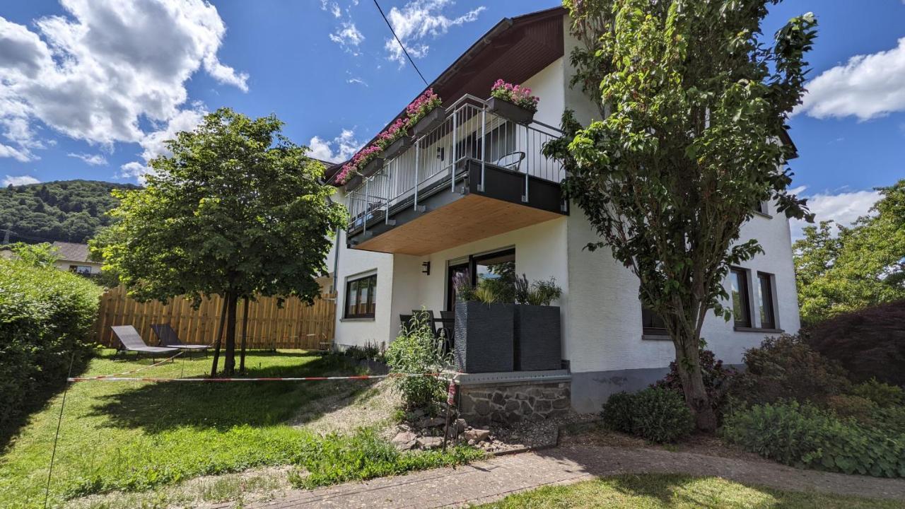 Weingut Harald Ludwig Apartamento Osann-Monzel Exterior foto